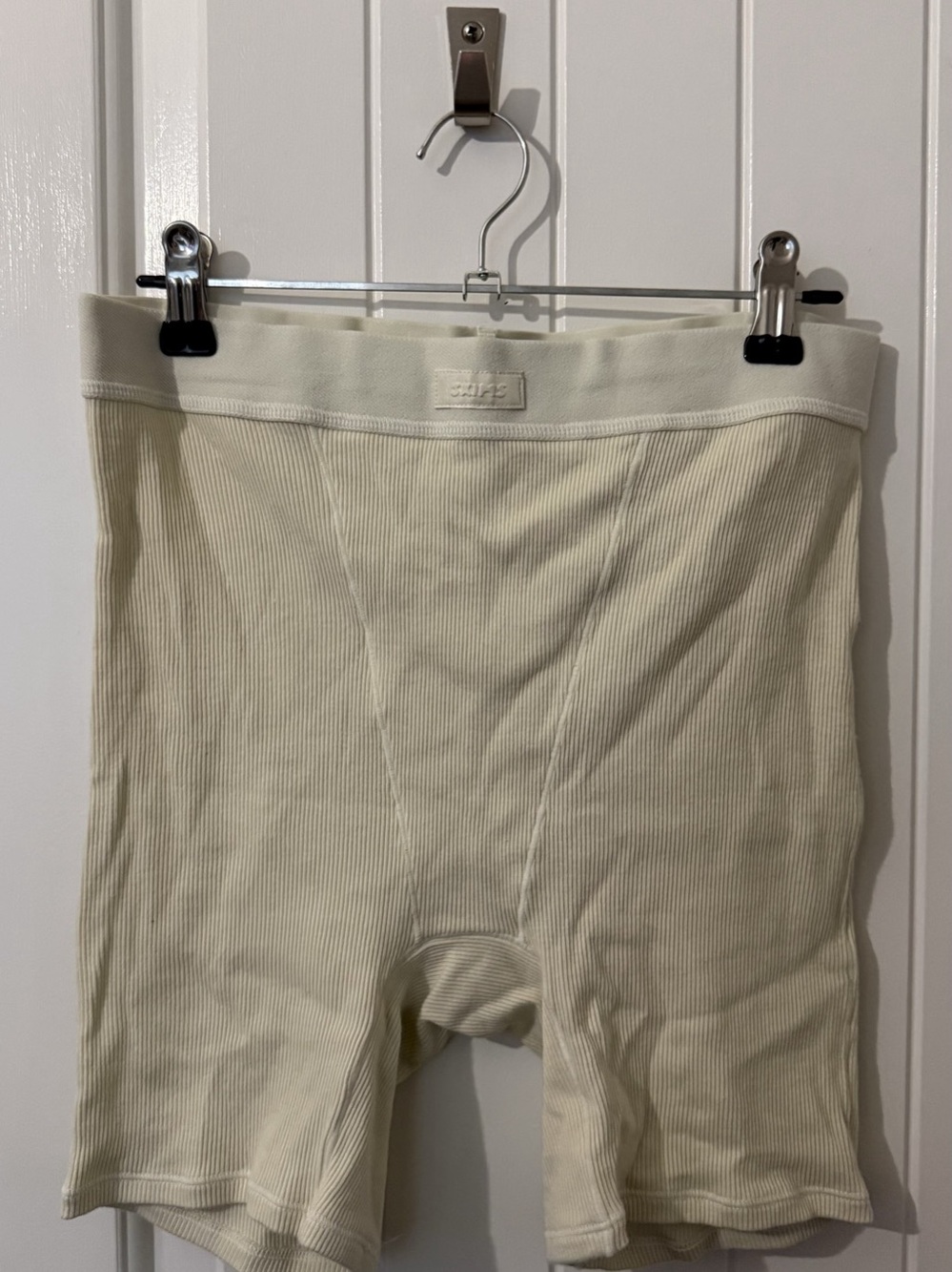SKIMS Cotton Rib Boxer Shorts Bone Cream Size Medium